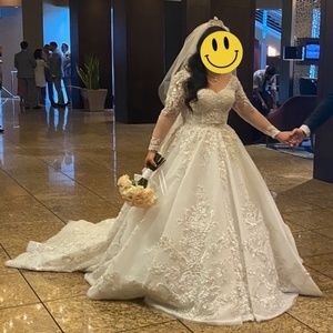 YSA MAKINO Wedding Gawn